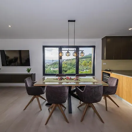 Appartement Luxury Bellevue Podstrana