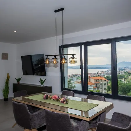 Luxury Bellevue