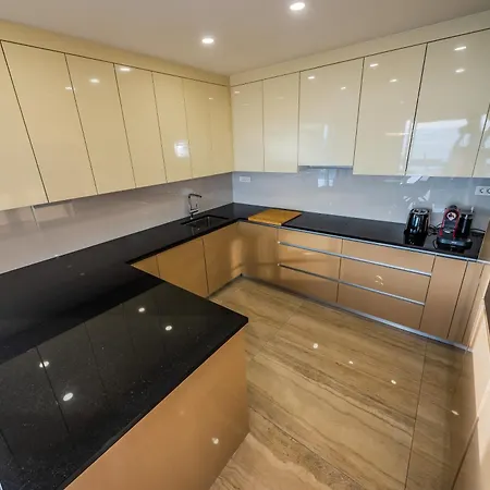 Luxury Bellevue Appartement Podstrana