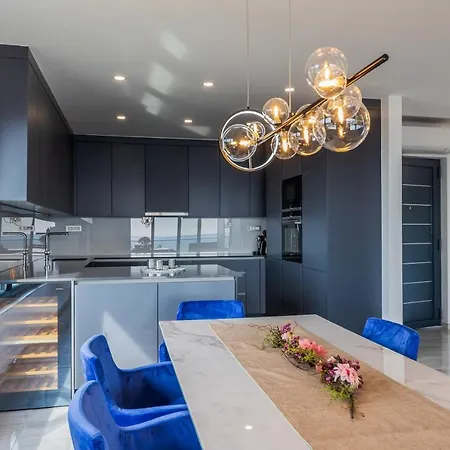 Luxury Bellevue