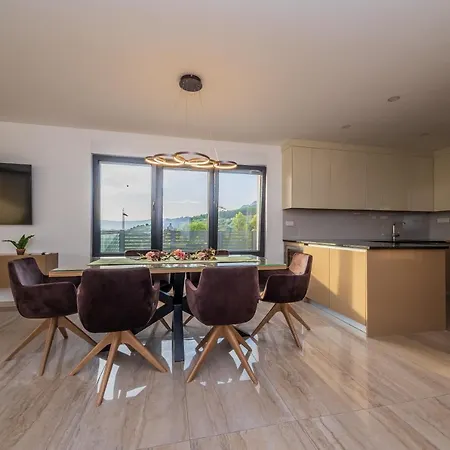 Luxury Bellevue Podstrana