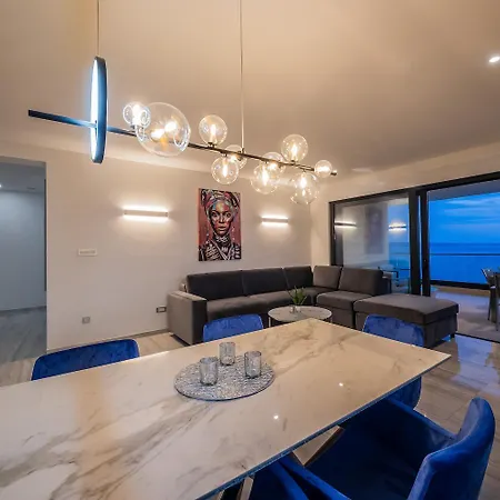 Luxury Bellevue *